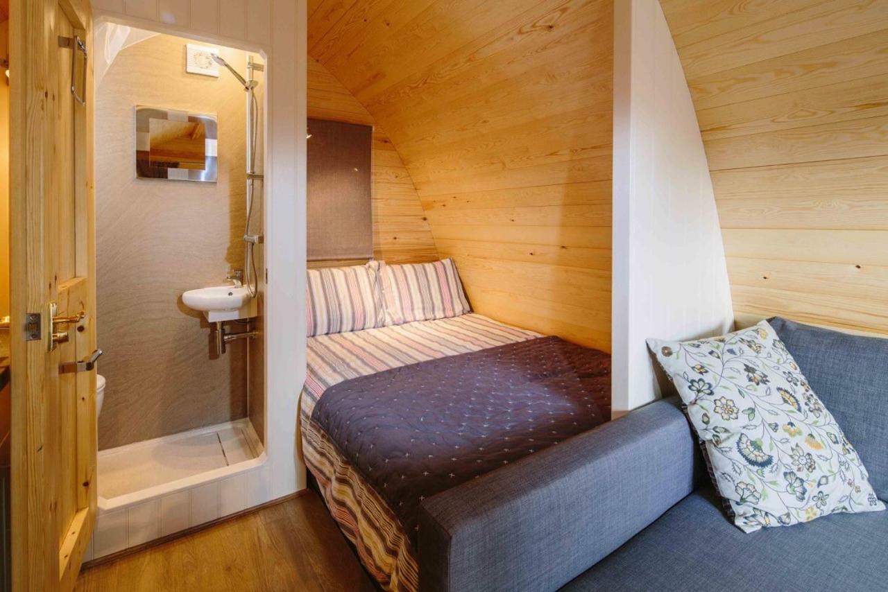Lupin Glamping Pod Luxe tent Cheltenham